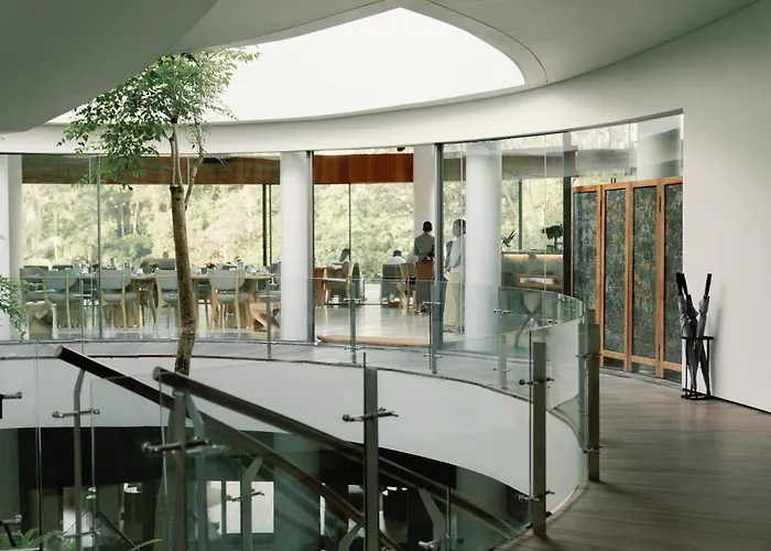 Bumi Kinar Skylight أوبود