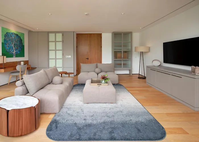 Bumi Kinar Skylight أوبود